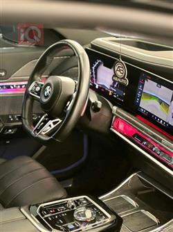 بي ام دبليو الفئة 7